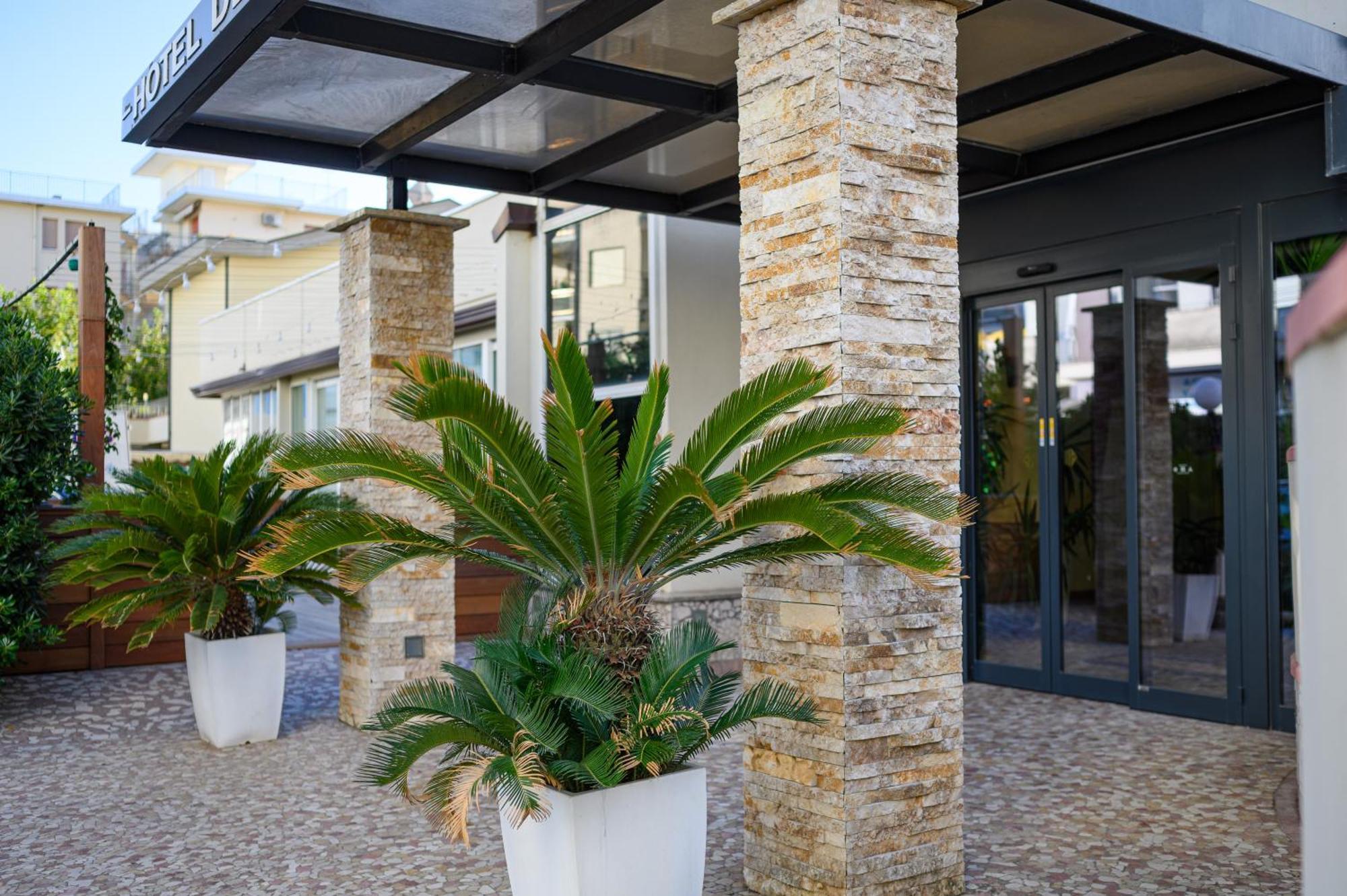Hotel De Paris Lido Di Savio Exterior foto